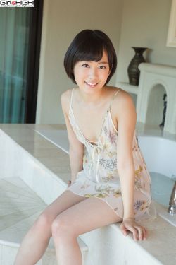 和两个男人玩3P好爽视频